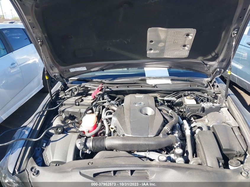 2018 LEXUS IS 300 - JTHBA1D27J5067110