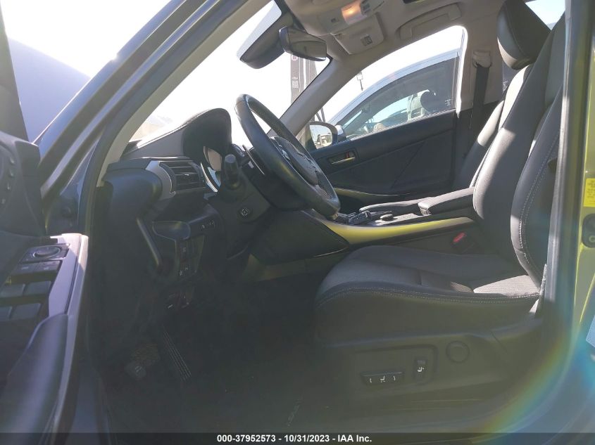 2018 LEXUS IS 300 - JTHBA1D27J5067110