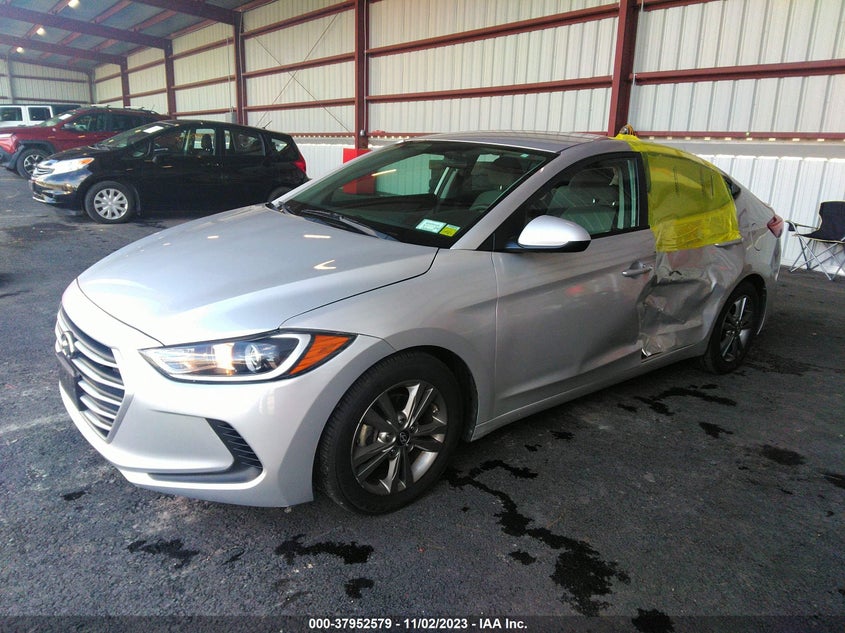 VIN 5NPD84LF5JH237198 2018 HYUNDAI ELANTRA SEL