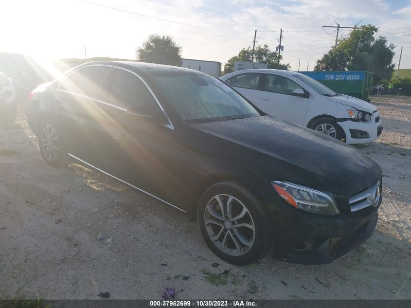 2017 MERCEDES-BENZ C 300 LUXURY/SPORT 55SWF4JB4HU203193