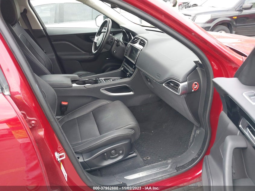 VIN SADCL2BV7HA090301 2017 JAGUAR F-PACE 35T R-SPORT