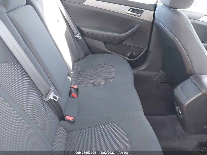 VIN 5NPE24AF2KH801335 2019 HYUNDAI SONATA SE