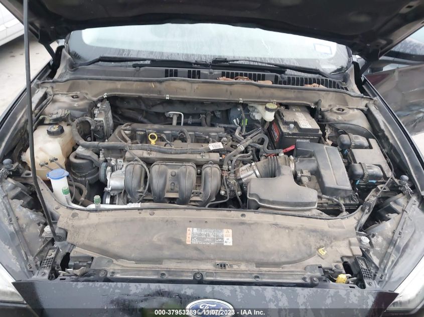 2017 FORD FUSION S - 3FA6P0G77HR140914