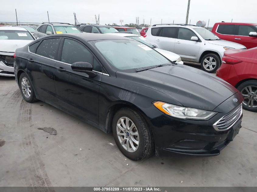 2017 FORD FUSION S - 3FA6P0G77HR140914