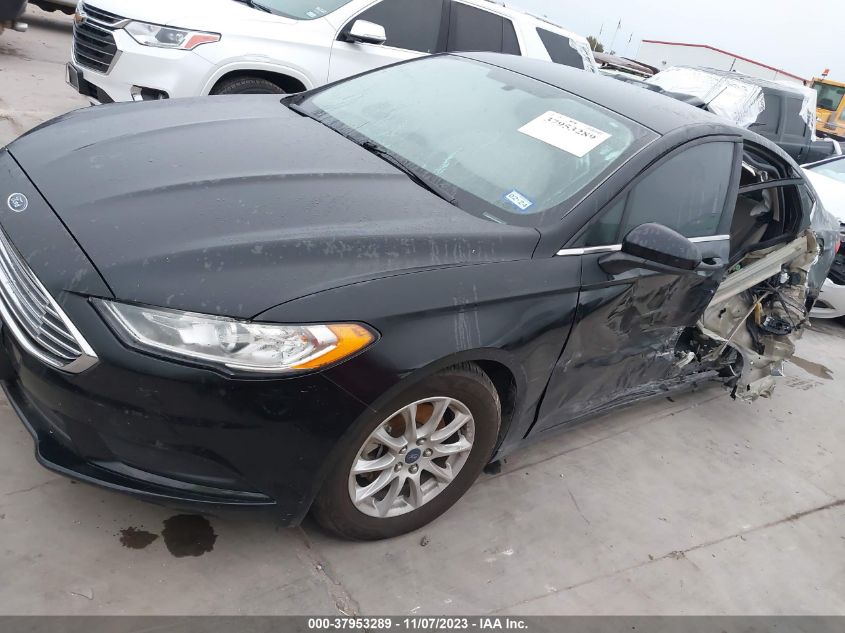 2017 FORD FUSION S - 3FA6P0G77HR140914