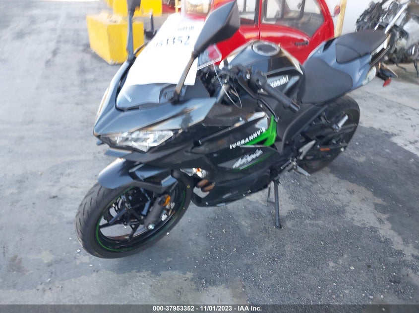 VIN JKAEXKG12PDAS5302 2023 KAWASAKI EX400