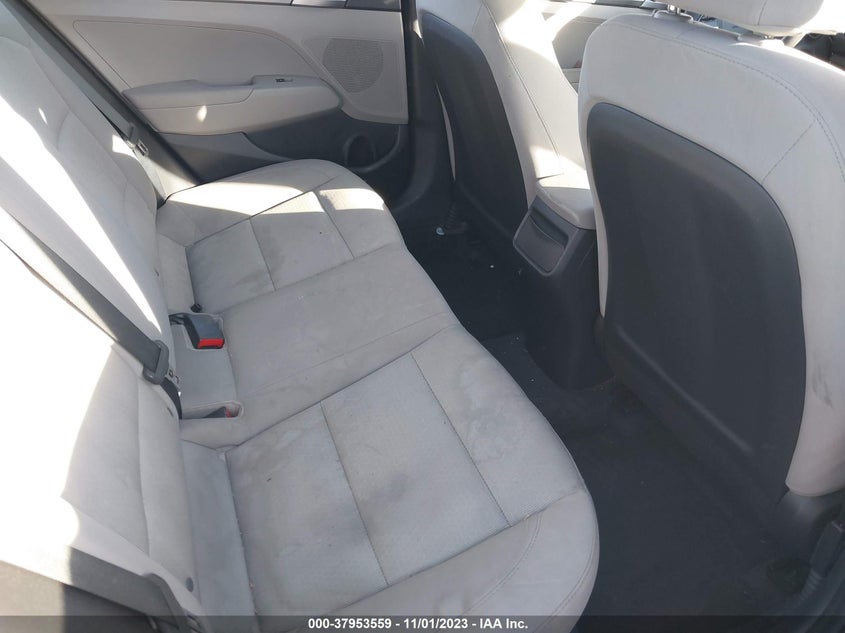 VIN 5NPD74LF7HH188440 2017 HYUNDAI ELANTRA SE