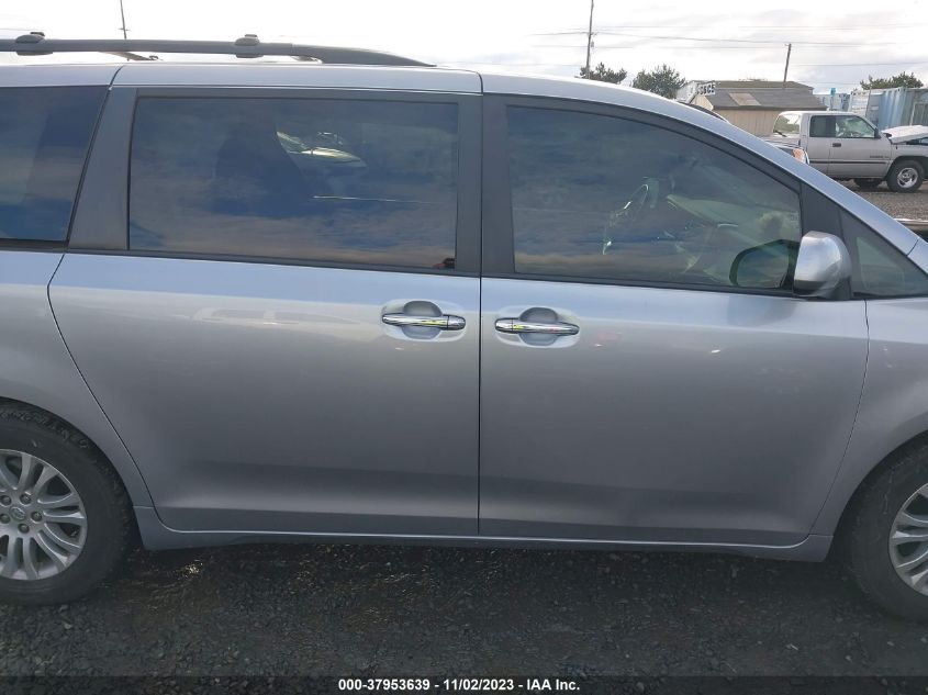 5TDYZ3DC3HS802064 2017 TOYOTA SIENNA, photo no. 14