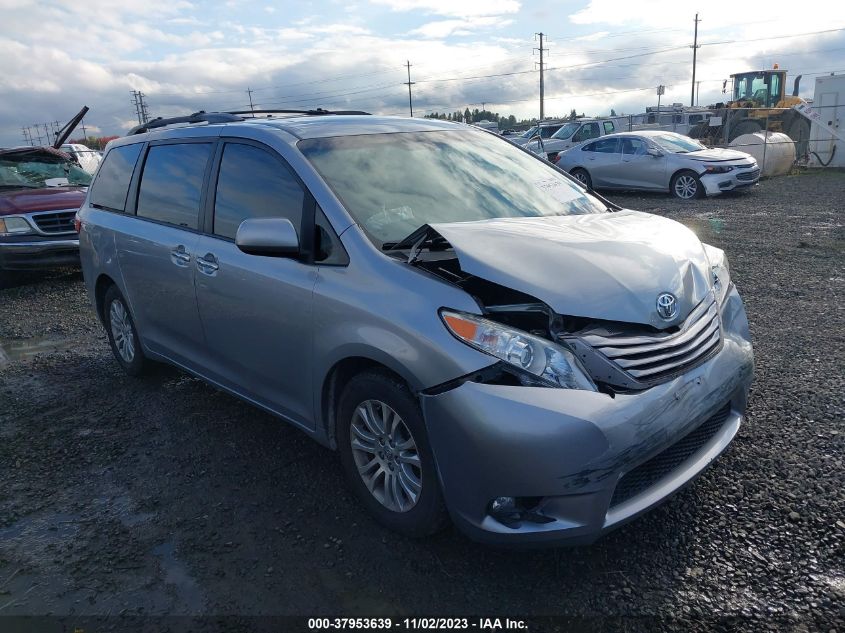 5TDYZ3DC3HS802064 2017 TOYOTA SIENNA - Image 1