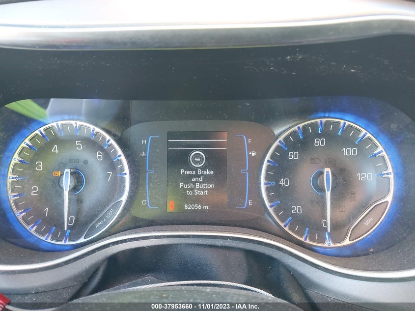 VIN 2C4RC1FG8JR315225 2018 CHRYSLER PACIFICA TOURING PLUS