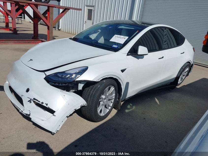 VIN 7SAYGDEE7PA134848 2023 TESLA MODEL Y