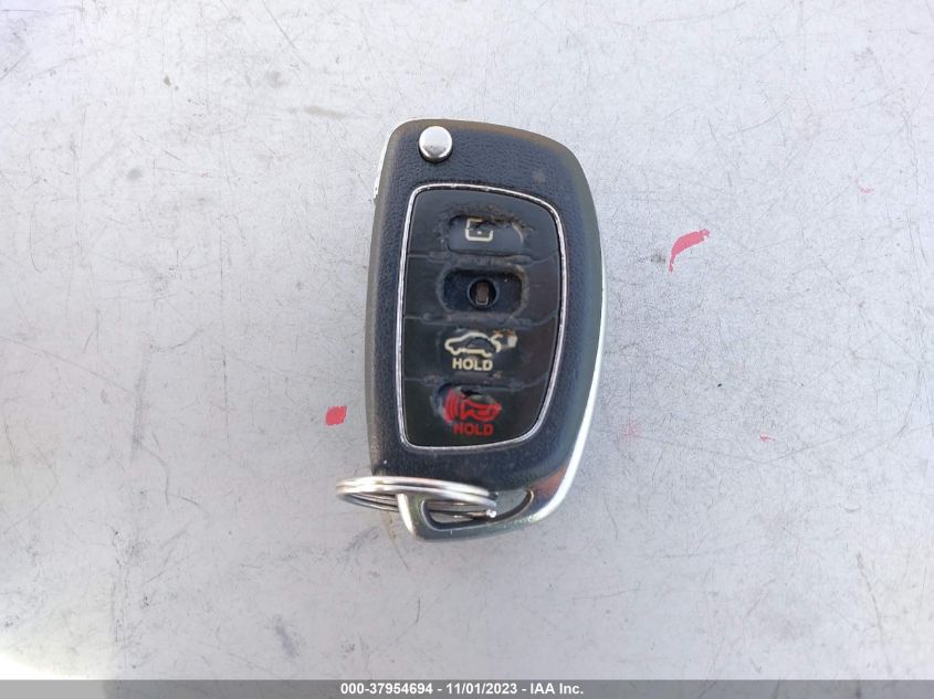 2015 HYUNDAI SONATA SE - 5NPE24AF8FH205586