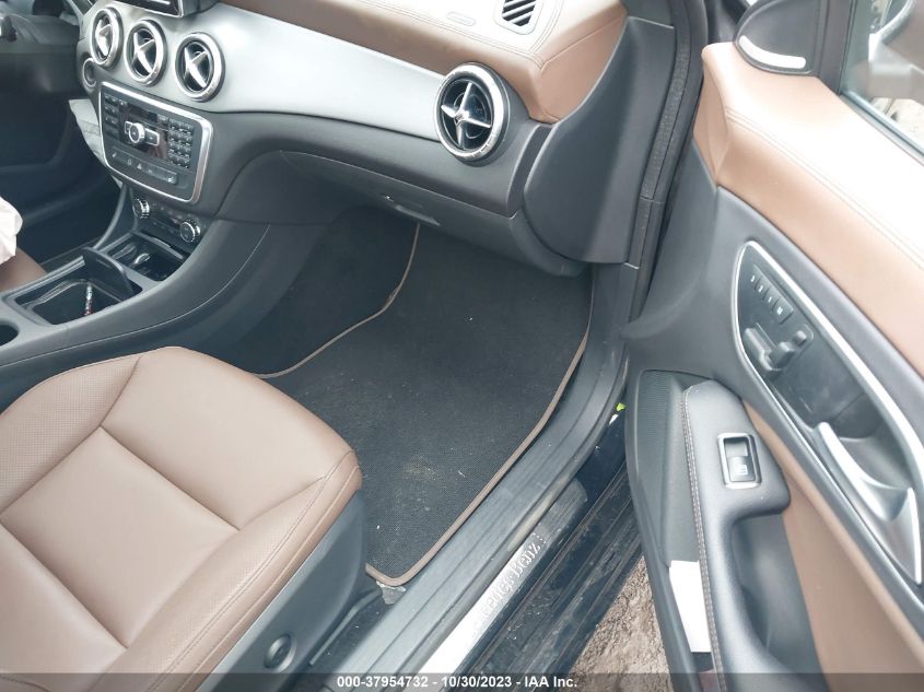 2014 MERCEDES-BENZ CLA 250 - WDDSJ4EB5EN052828