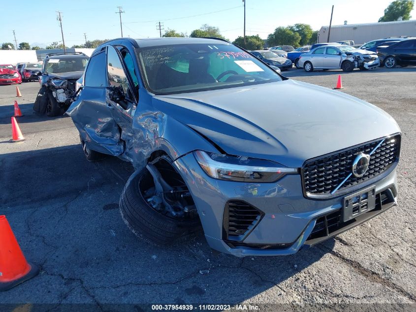 2022 VOLVO XC60 RECHARGE PLUG-IN HYBRID T8 R-DESIGN - YV4BR0DM5N1905487
