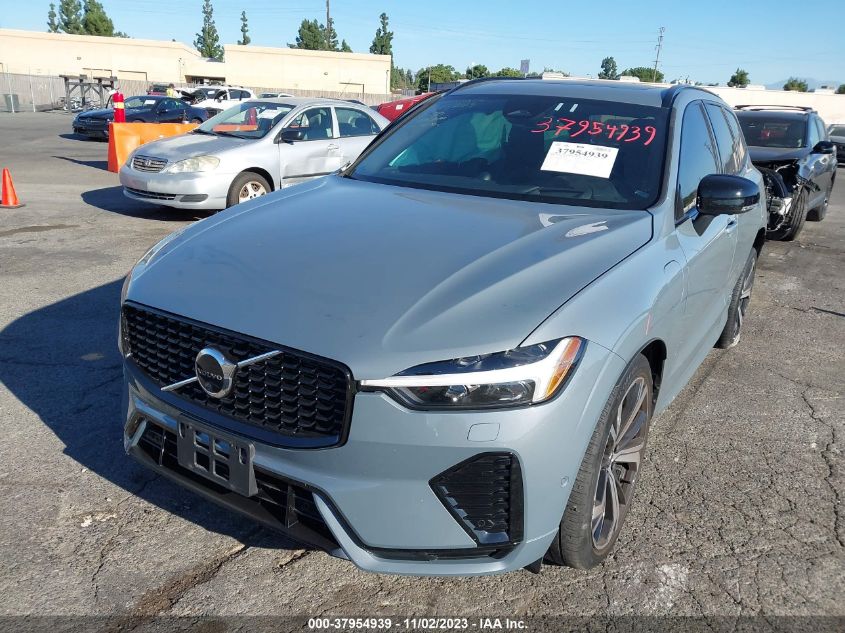 2022 VOLVO XC60 RECHARGE PLUG-IN HYBRID T8 R-DESIGN YV4BR0DM5N1905487