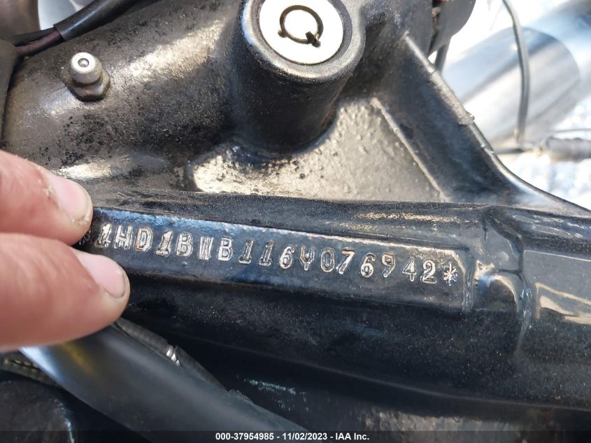 2006 HARLEY-DAVIDSON FLSTCI 1HD1BWB116Y076942