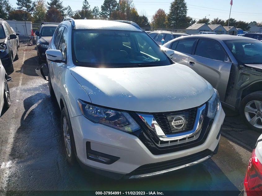 VIN KNMAT2MT4HP571084 2017 NISSAN ROGUE SV