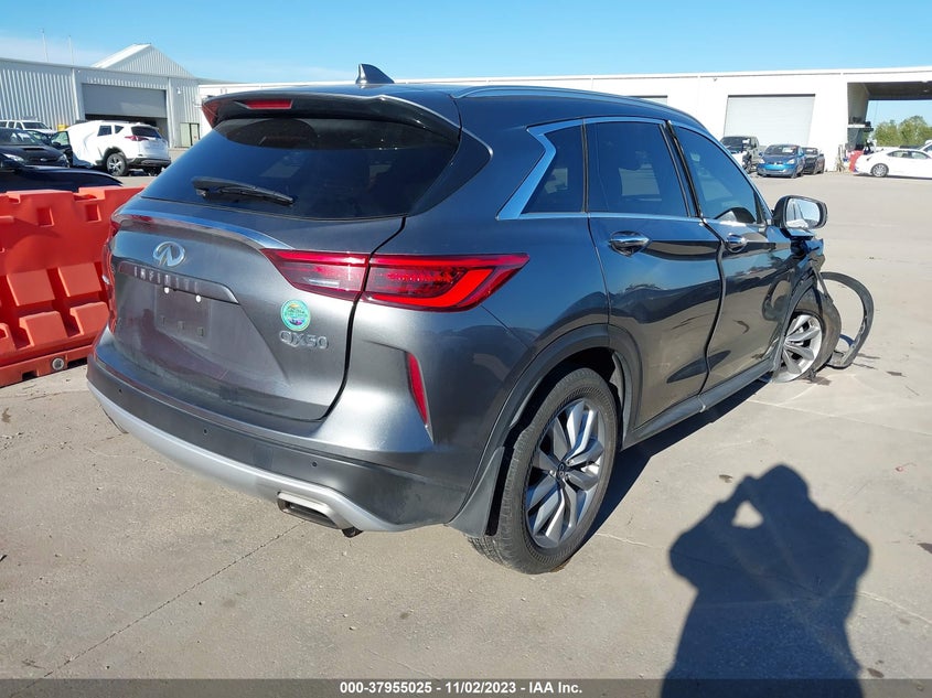 VIN 3PCAJ5BA2MF104162 2021 INFINITI QX50 LUXE