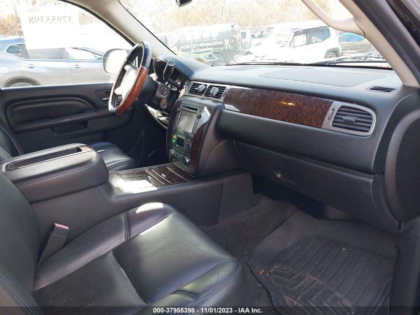 2014 GMC YUKON XL 1500 DENALI 1GKS2MEF3ER177852