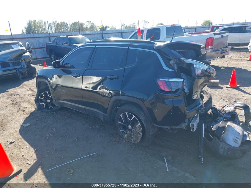 VIN 3C4NJDBBXNT124554 2022 JEEP COMPASS LATITUDE