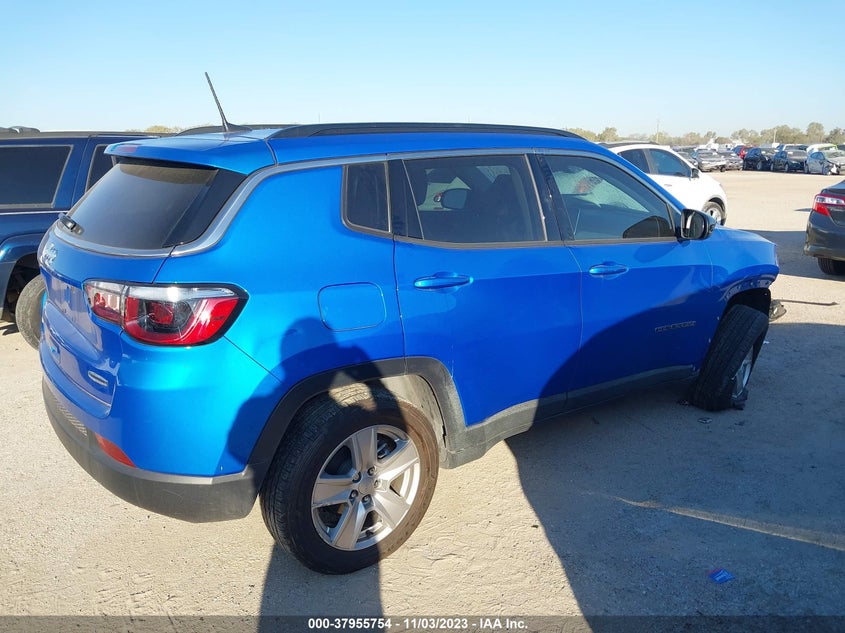 VIN 3C4NJDBB9NT146173 2022 JEEP COMPASS LATITUDE