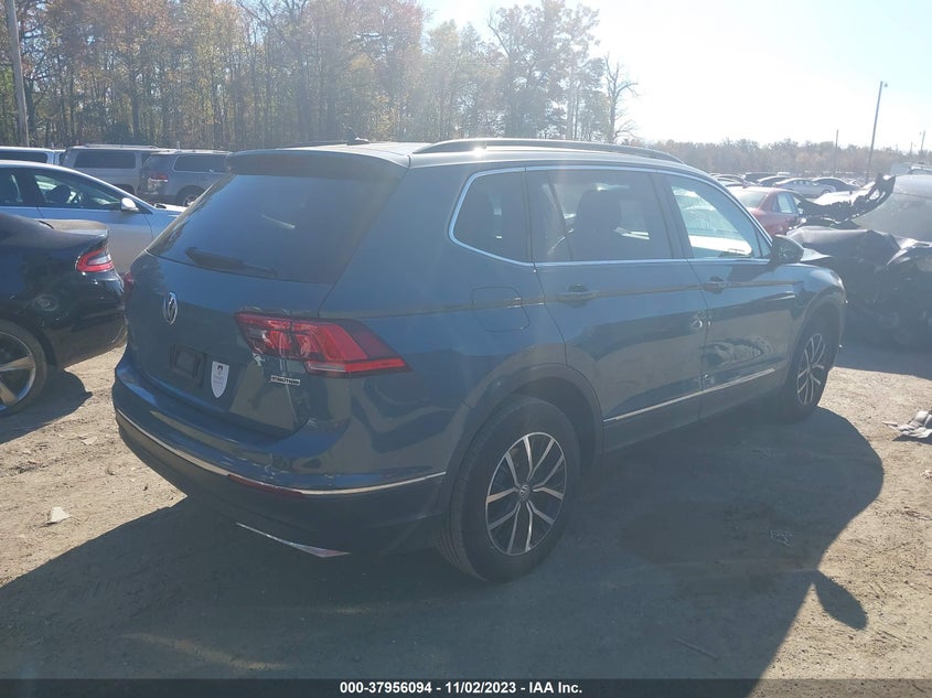 VIN 3VV2B7AX7MM030026 2021 VOLKSWAGEN TIGUAN SE/SE R-LINE BLACK/SEL