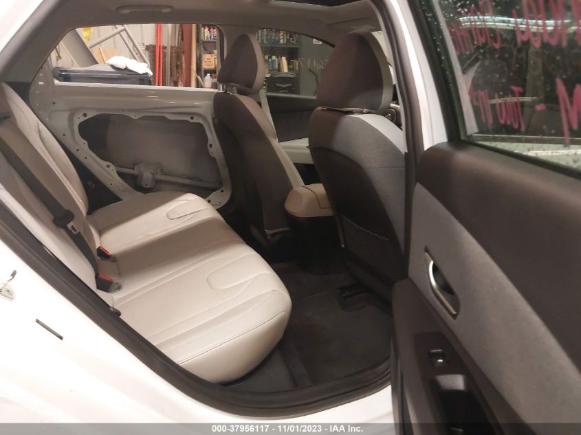 2021 HYUNDAI ELANTRA LIMITED - 5NPLP4AG7MH012893