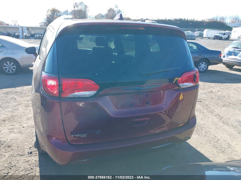 VIN 2C4RC1BG6JR364512 2018 CHRYSLER PACIFICA TOURING L