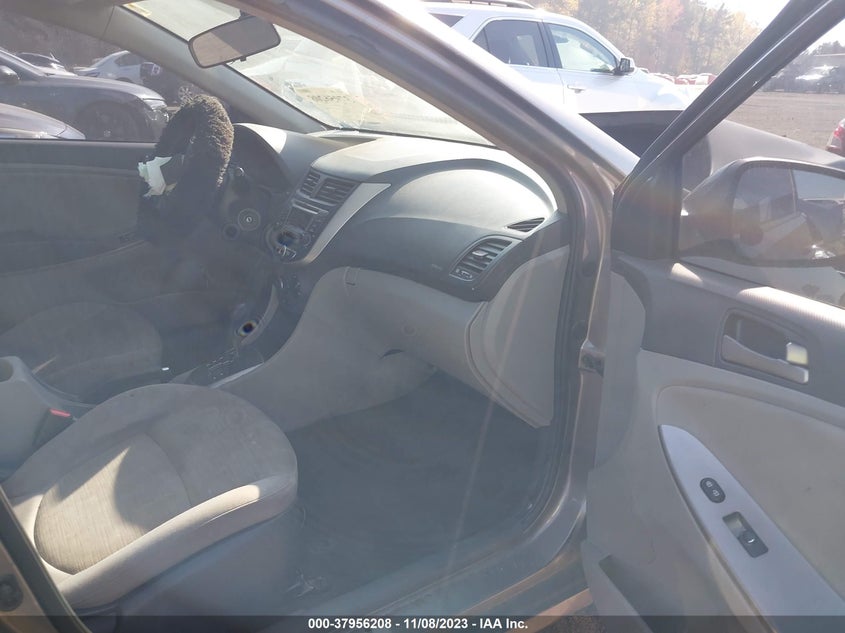 VIN KMHCT4AE3HU377993 2017 HYUNDAI ACCENT SE
