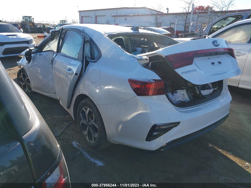 VIN 3KPF24AD7ME335671 2021 KIA FORTE FE/LXS