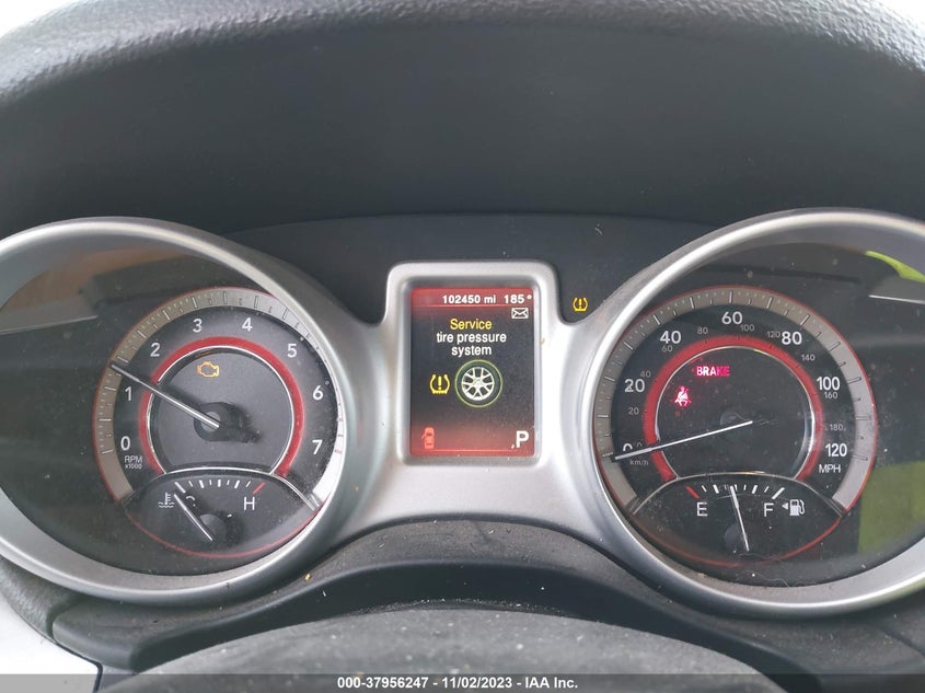 VIN 3C4PDCBBXKT732077 2019 DODGE JOURNEY SE
