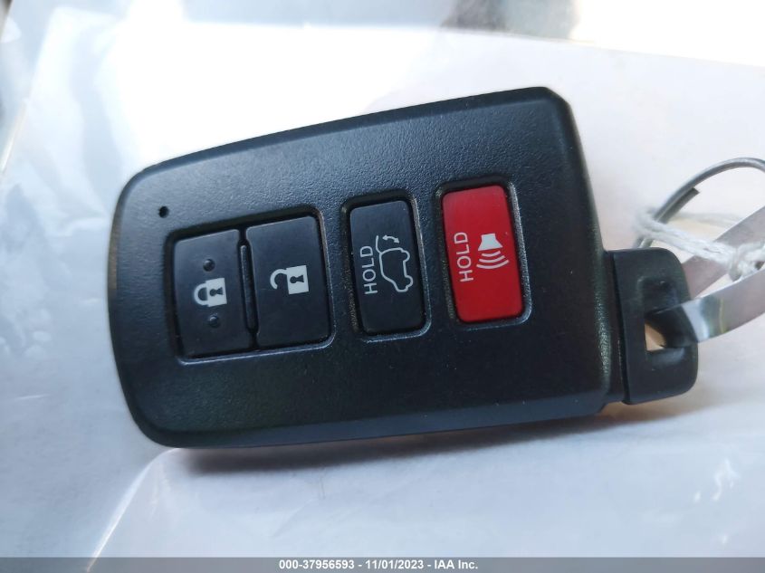 2017 TOYOTA RAV4 SE - JTMJFREV9HJ712864