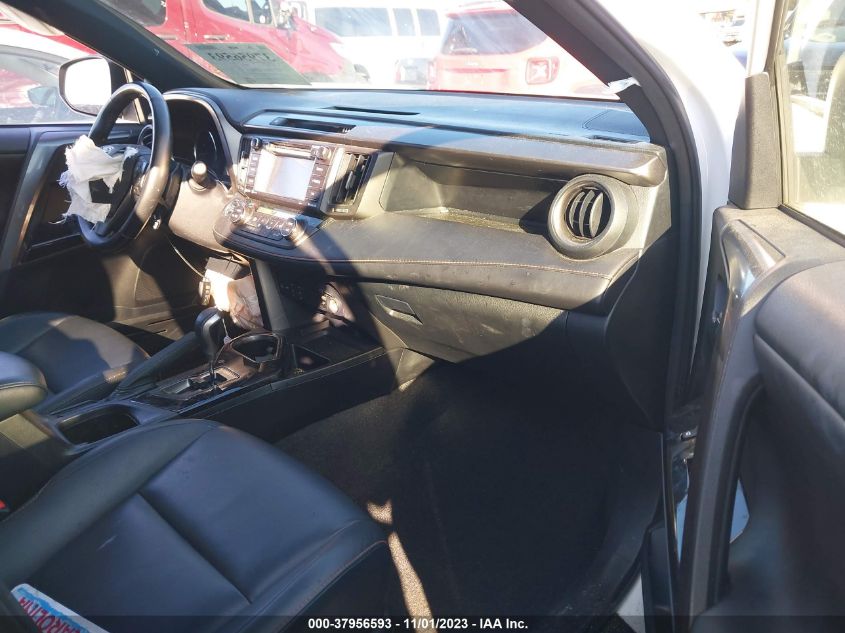 2017 TOYOTA RAV4 SE - JTMJFREV9HJ712864