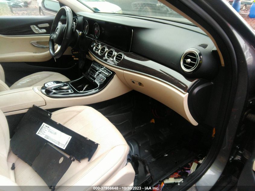 2017 MERCEDES-BENZ E 300 WDDZF4JB9HA129007
