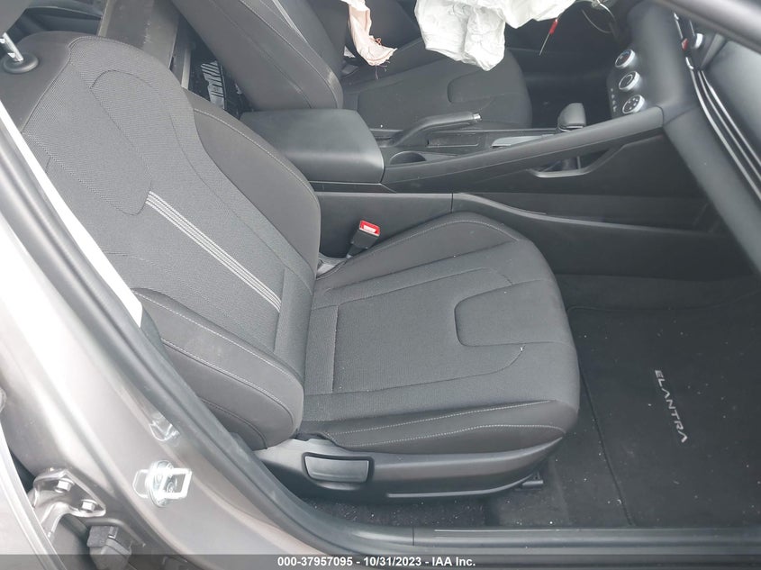 VIN KMHLL4AG6MU191828 2021 HYUNDAI ELANTRA SE
