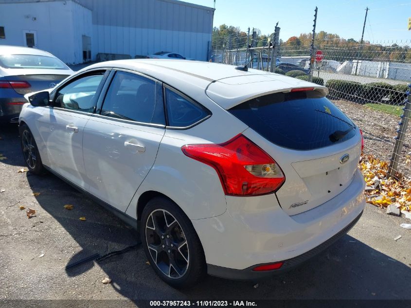 2014 FORD FOCUS SE - 1FADP3K28EL180532