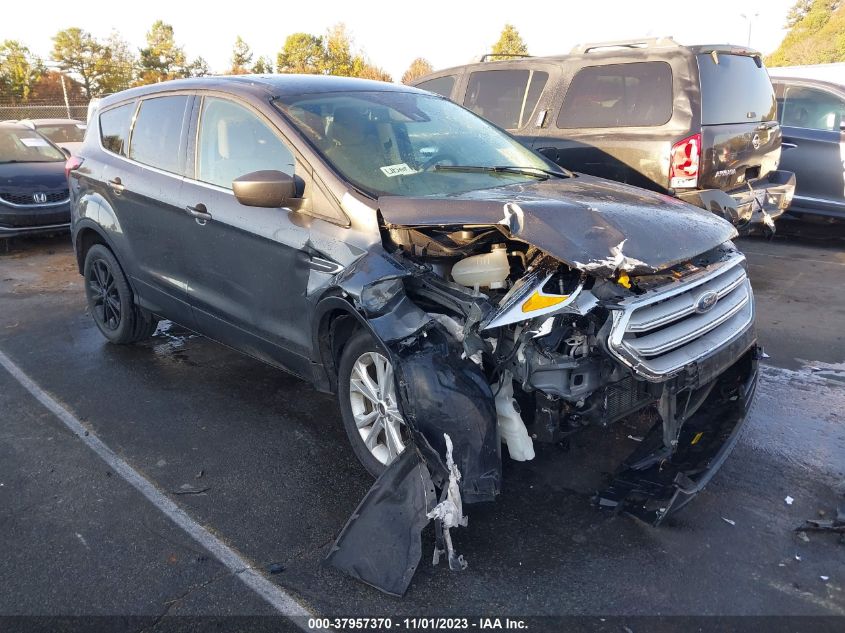 2019 FORD ESCAPE SE - 1FMCU0GD6KUA47745