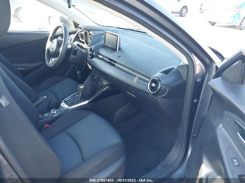 VIN 3MYDLBYV5JY327765 2018 TOYOTA YARIS IA