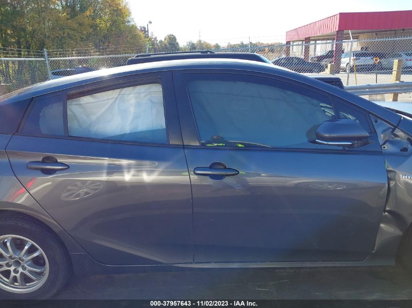 2016 TOYOTA PRIUS FOUR - JTDKARFU4G3003948