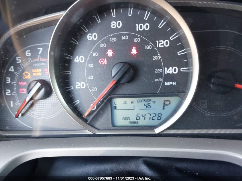 2015 TOYOTA RAV4 XLE - JTMRFRED5FC149245