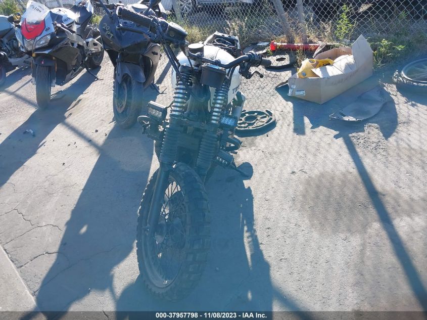 2014 TRIUMPH MOTORCYCLE BONNEVILLE T100 SMT910K1XET614880