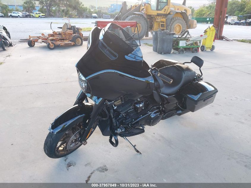 2022 HARLEY-DAVIDSON FLHXST 1HD1ABL11NB670880