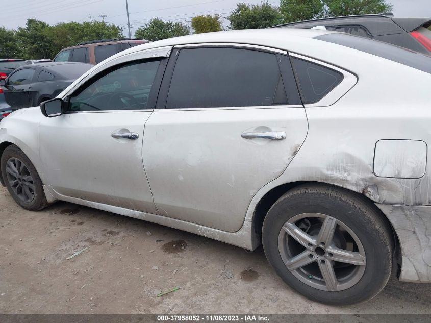 2015 NISSAN ALTIMA 2.5/S/SV/SL - 1N4AL3AP8FN893612