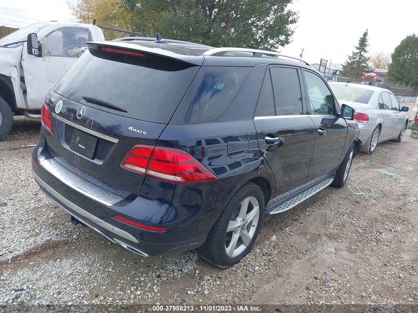 VIN 4JGDA5HB2JB060655 2018 MERCEDES-BENZ GLE GLE 350