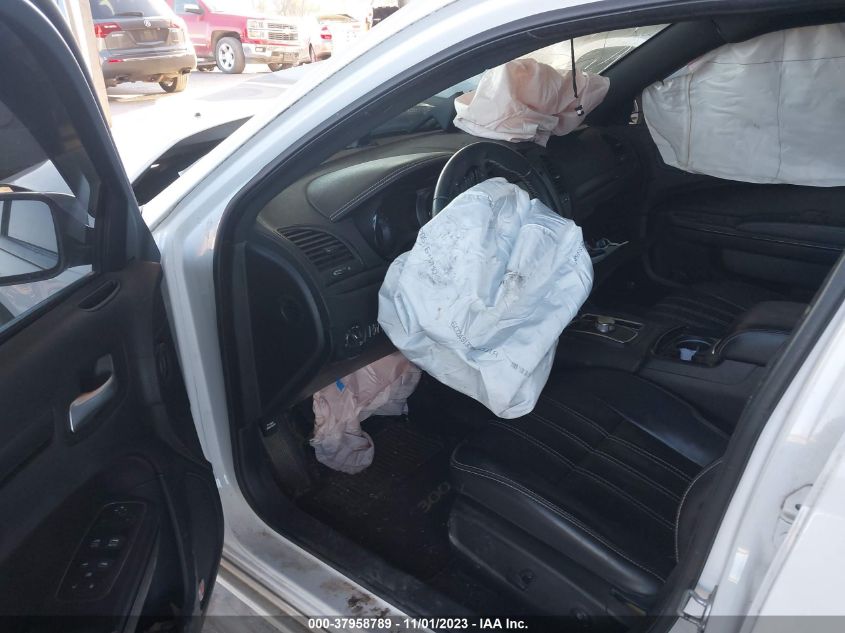 2015 CHRYSLER 300 S - 2C3CCABG1FH868117