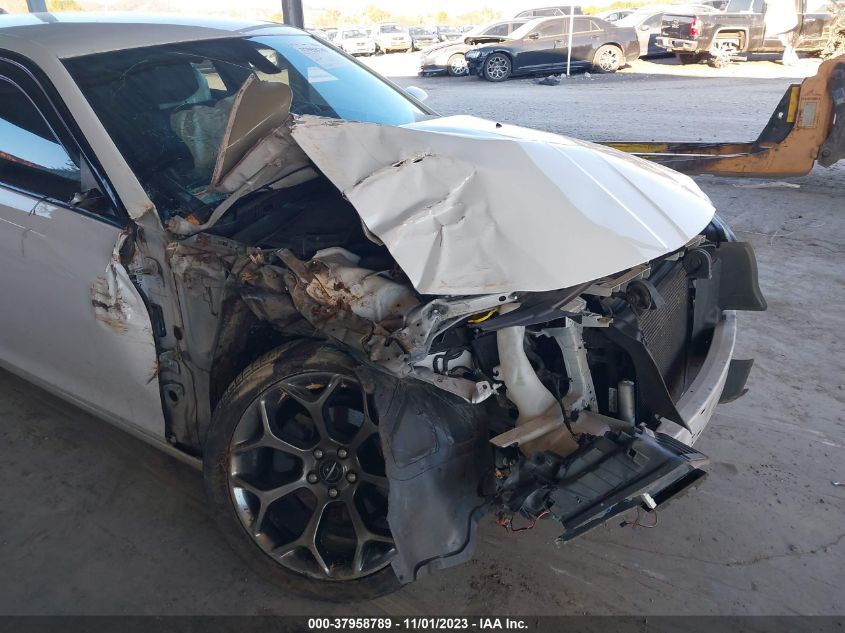 2015 CHRYSLER 300 S - 2C3CCABG1FH868117