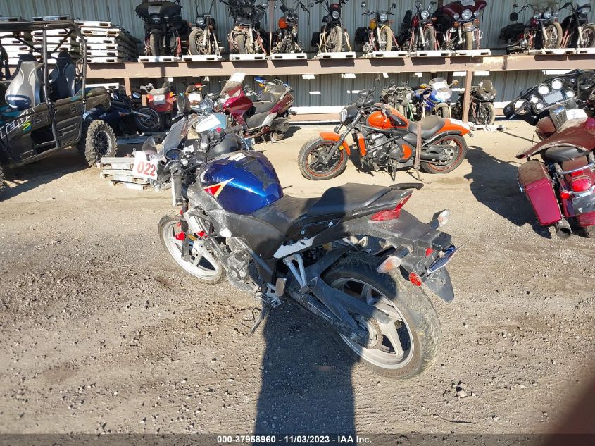 2012 HONDA CBR250 R - MLHMC4107C5203650