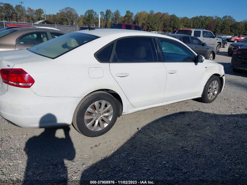 2014 VOLKSWAGEN PASSAT 1.8T WOLFSBURG EDITION - 1VWAT7A35EC104676