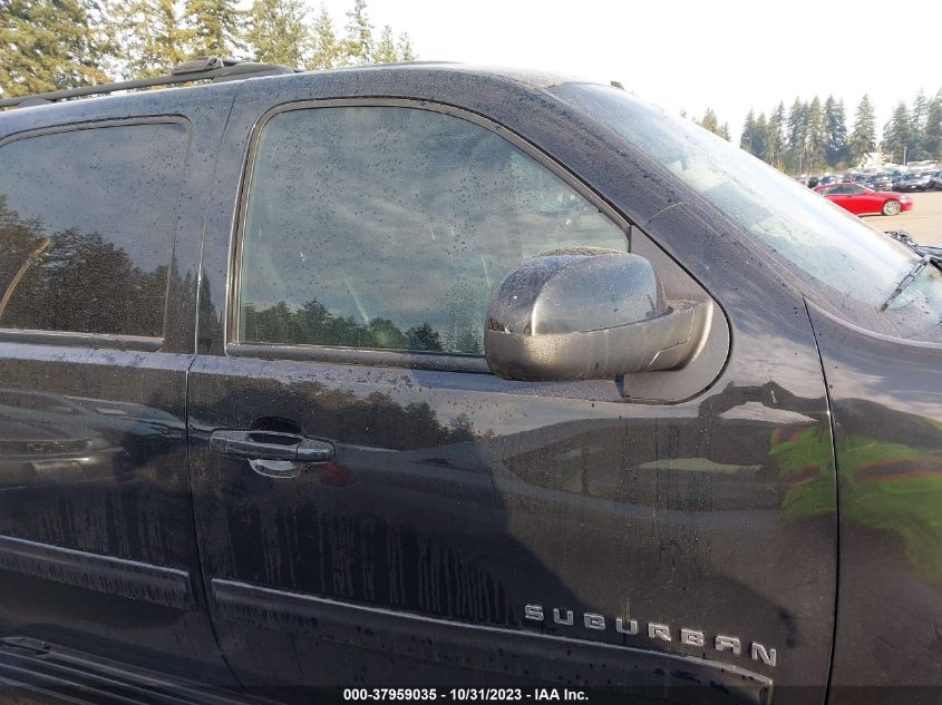 2014 CHEVROLET SUBURBAN 1500 LT 1GNSKJE79ER232590