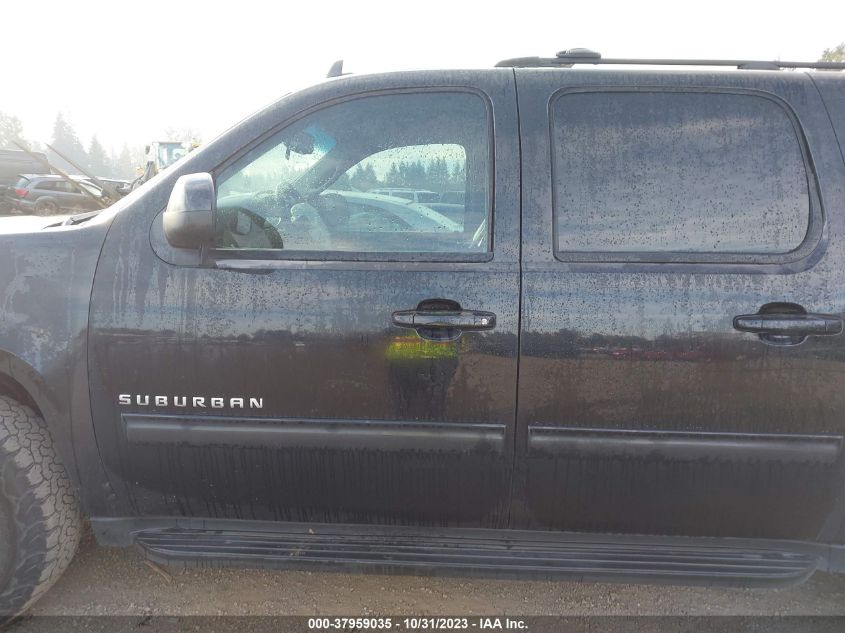 2014 CHEVROLET SUBURBAN 1500 LT 1GNSKJE79ER232590